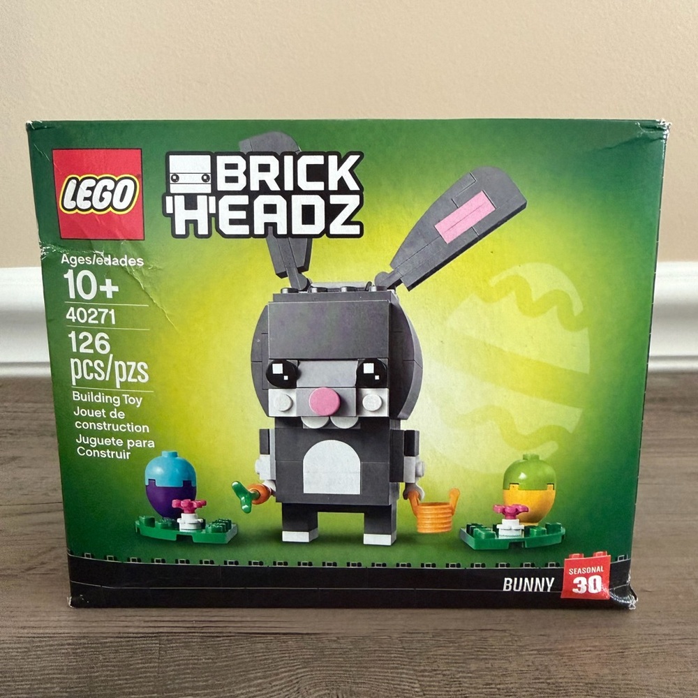 Retired LEGO BrickHeadz Bunny